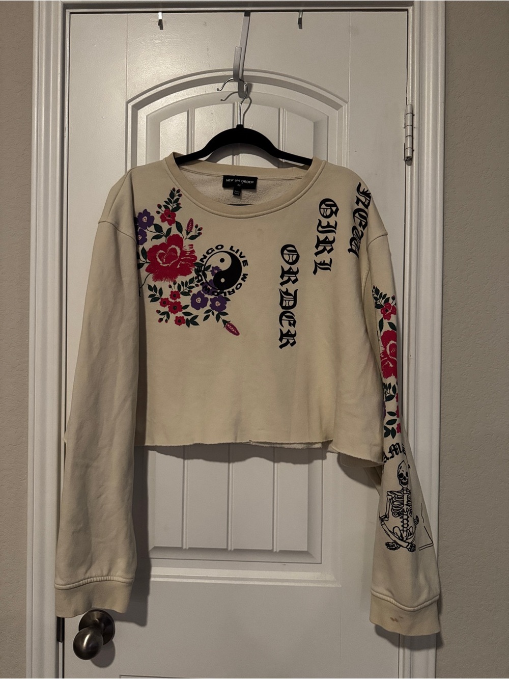 New girl order Cropped Sweatshirt skull print namaste athleisure  yoga